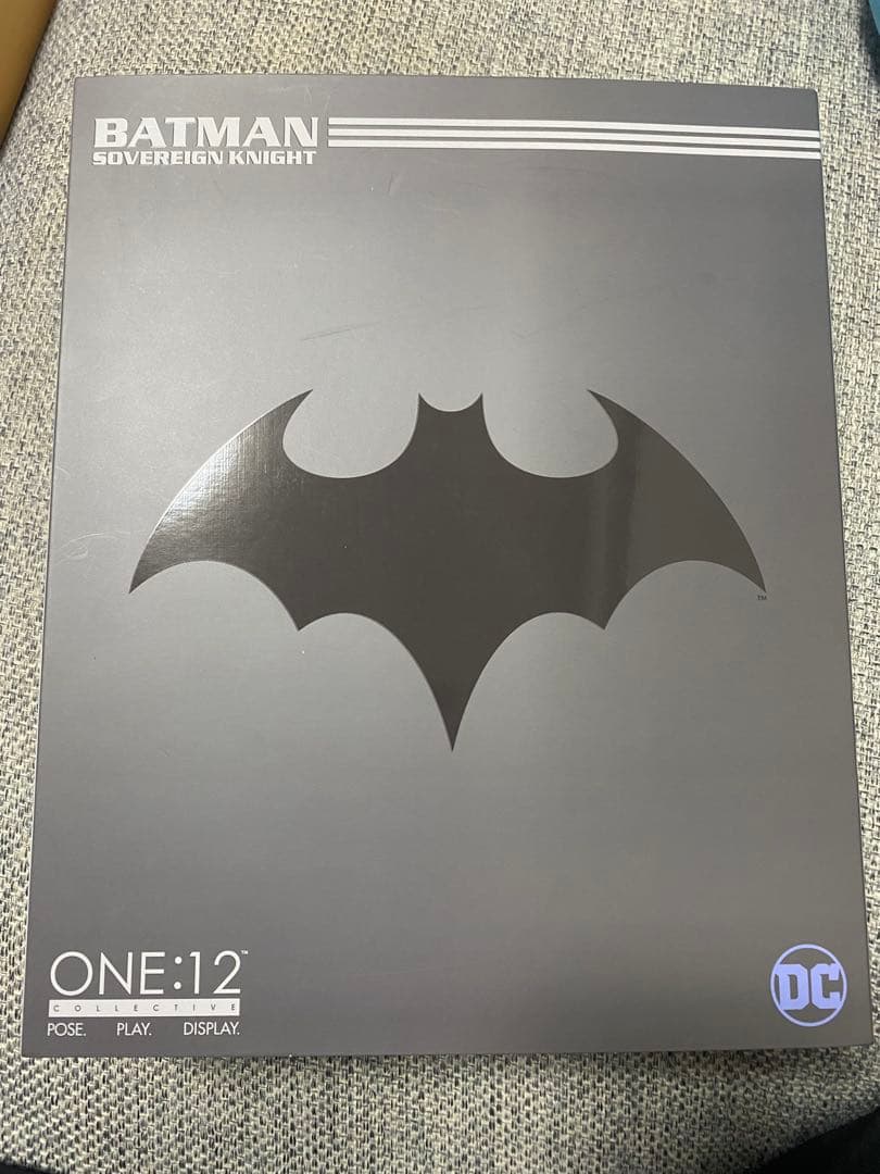 mezco バットマン ソブリンナイト