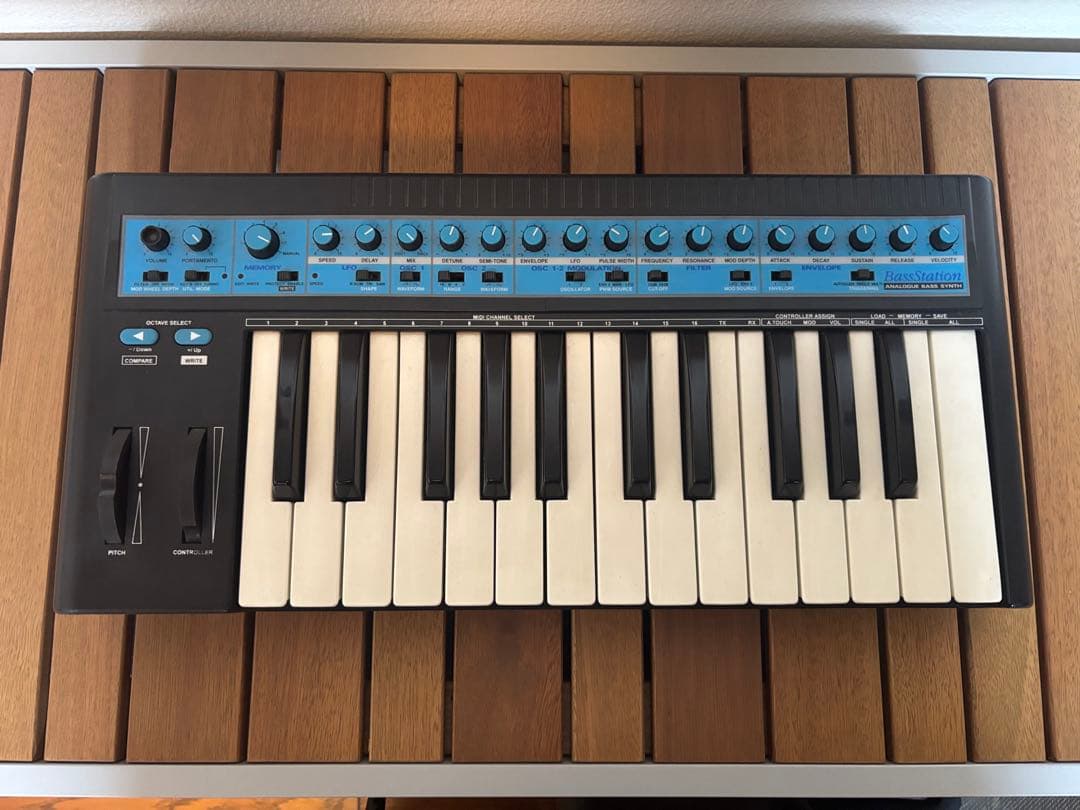 初代　BassStation ベースステーション　ジャンク品