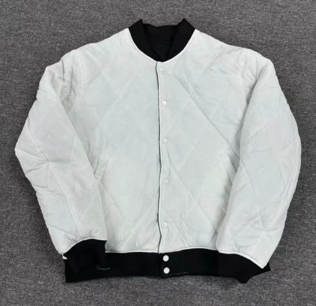 ブラックジャケット