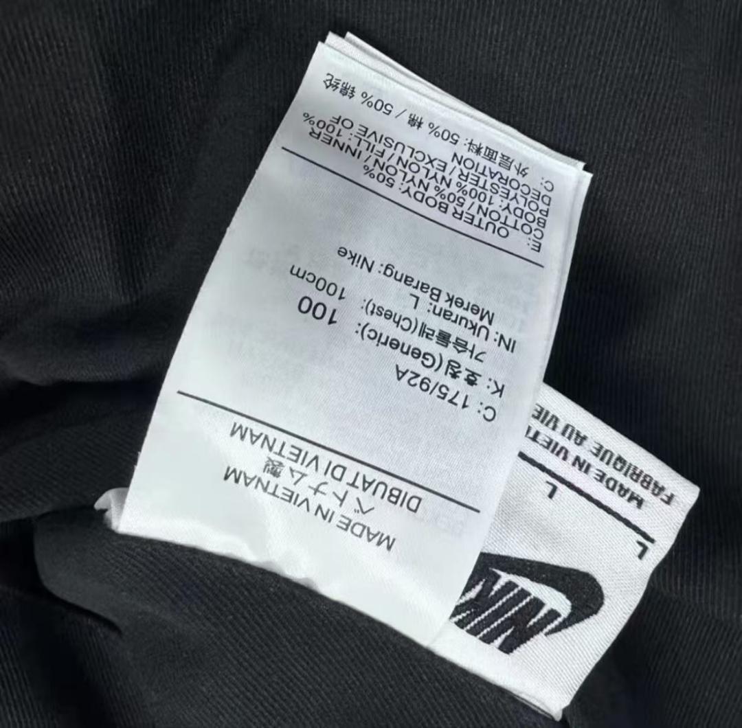 ブラックジャケット