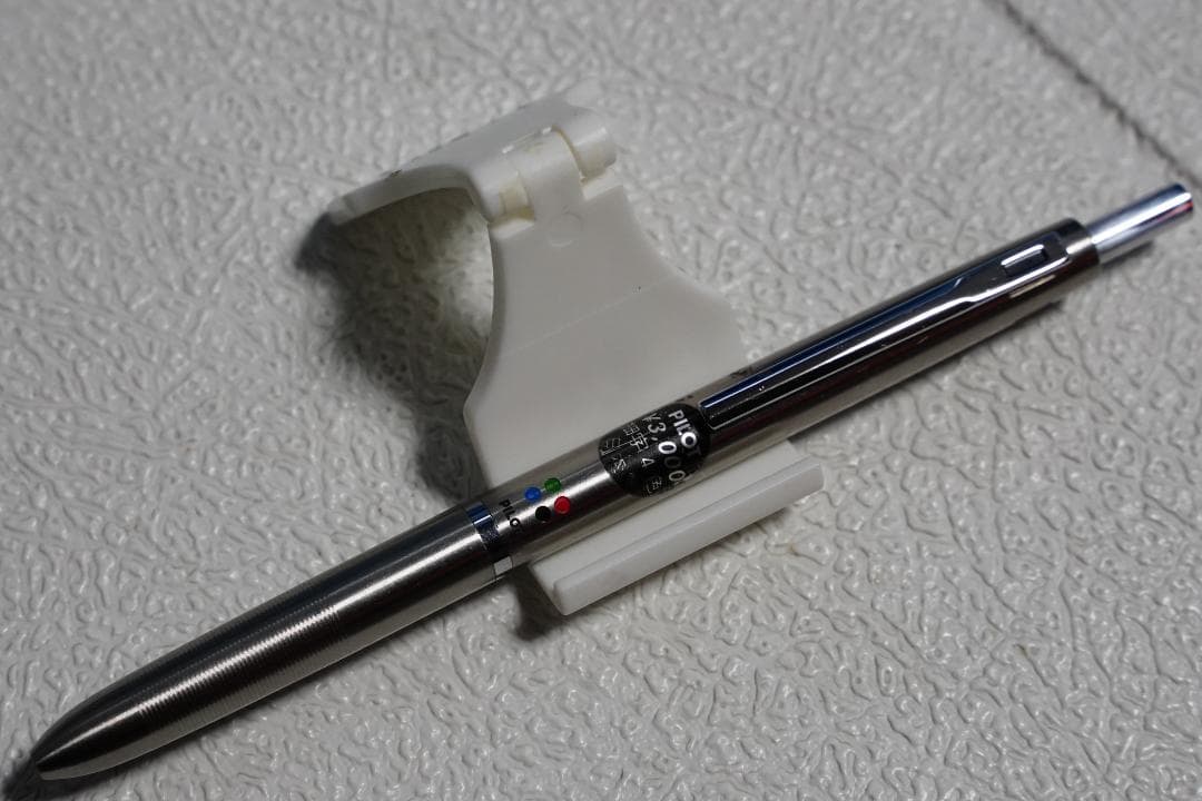 希少 振り子式 PILOT パイロット 細字4色 多機能ペン 廃盤