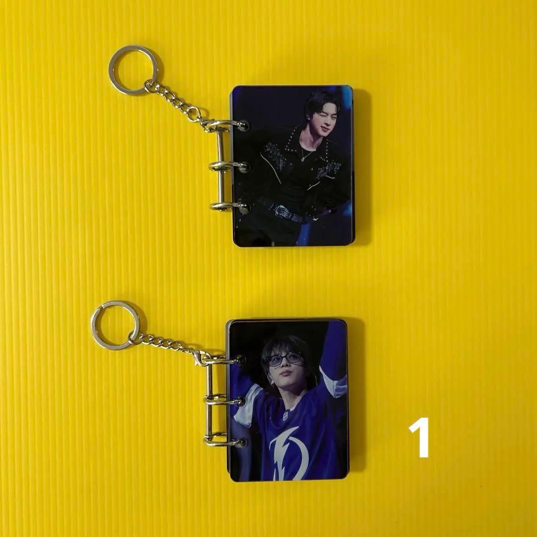 BTS JIN アクリルフォトアルバムキーホルダー2点