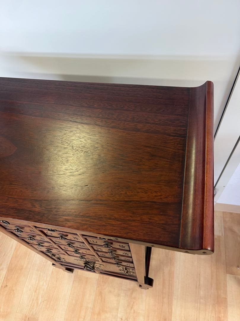 李朝家具 魚錠前付き 彫文字 ヤクジャン 薬箪笥 小引き出し 韓国朝鮮 古民具