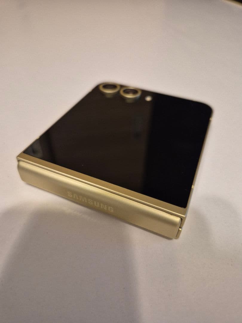 最終値下げ‼️Samsung Galaxy Z Flip6 イエロー 本体