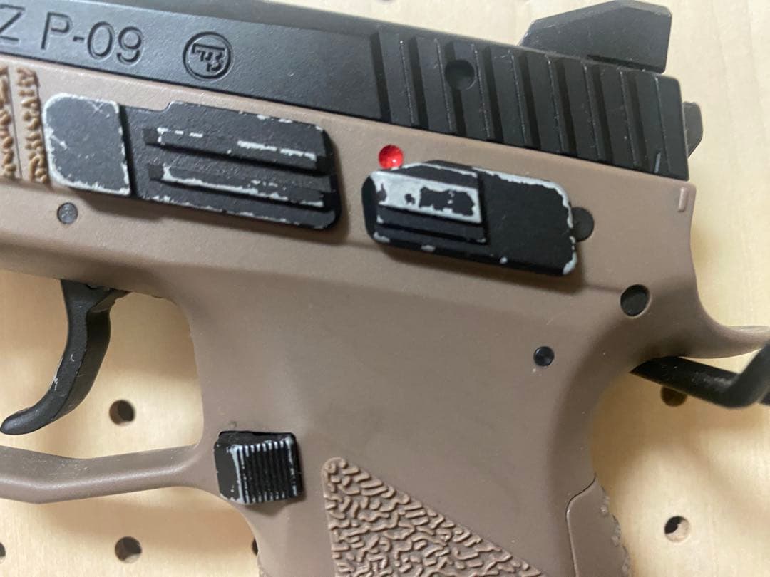 Carbon8(カーボネイト) CZ P09 CO2 TANカラー