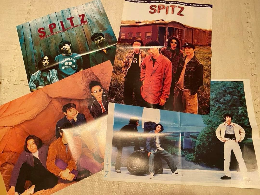 スピッツ　切り抜き　フライヤー　写真　レア　非売品　初期