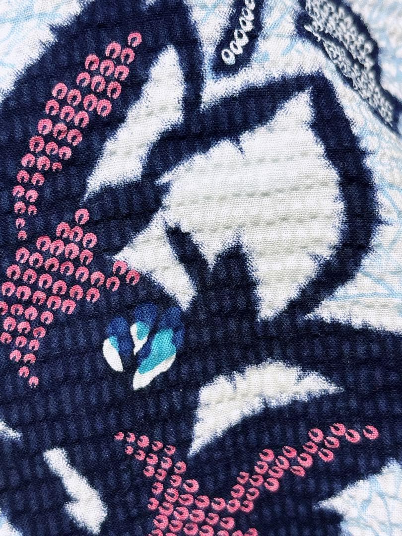 A29 有松鳴海絞り調　美品浴衣 椿　水色　綿