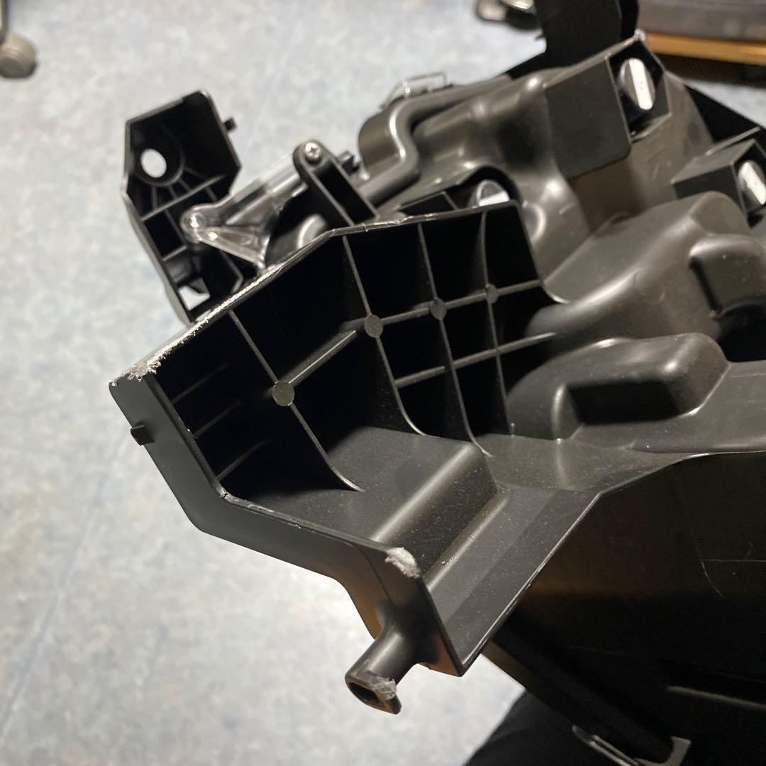 美品！アルファード　AGH30W 右ヘッドライト