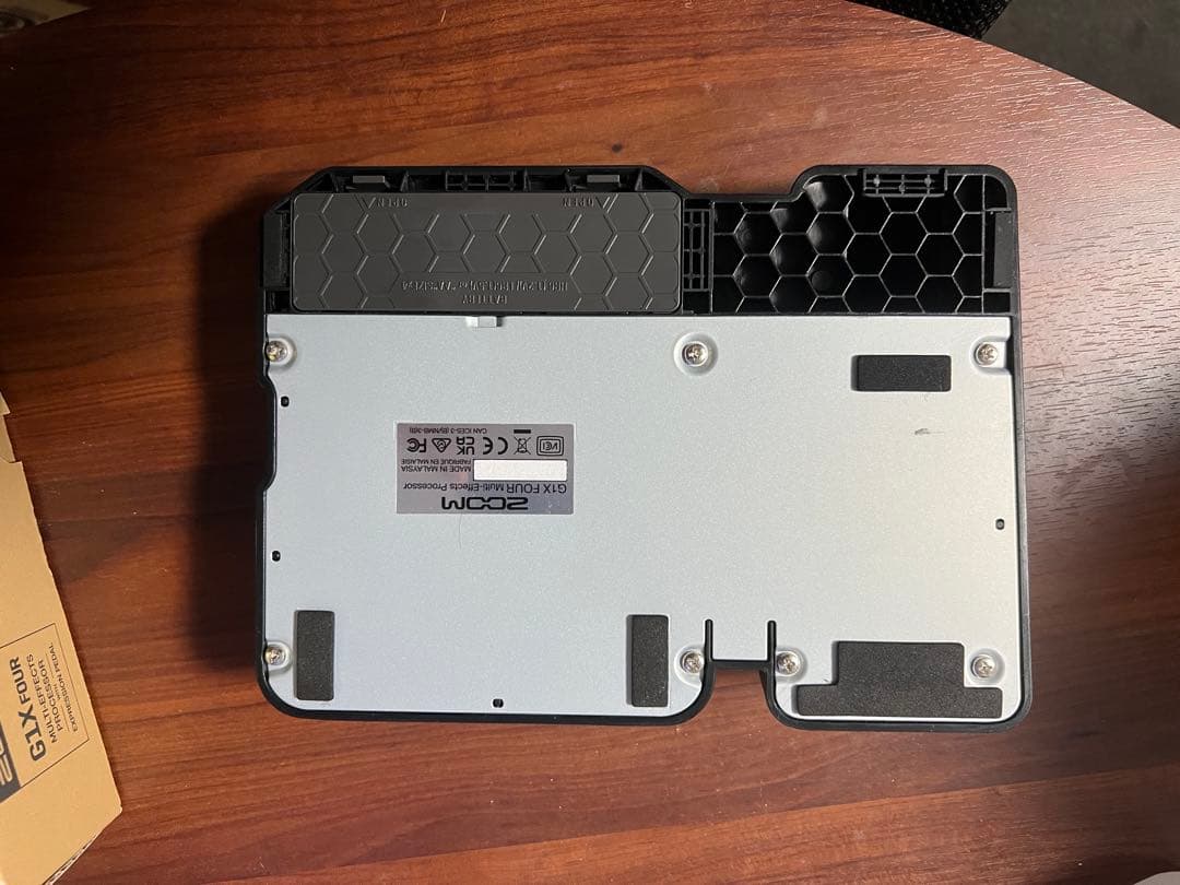 ギター Zoom g1xfour