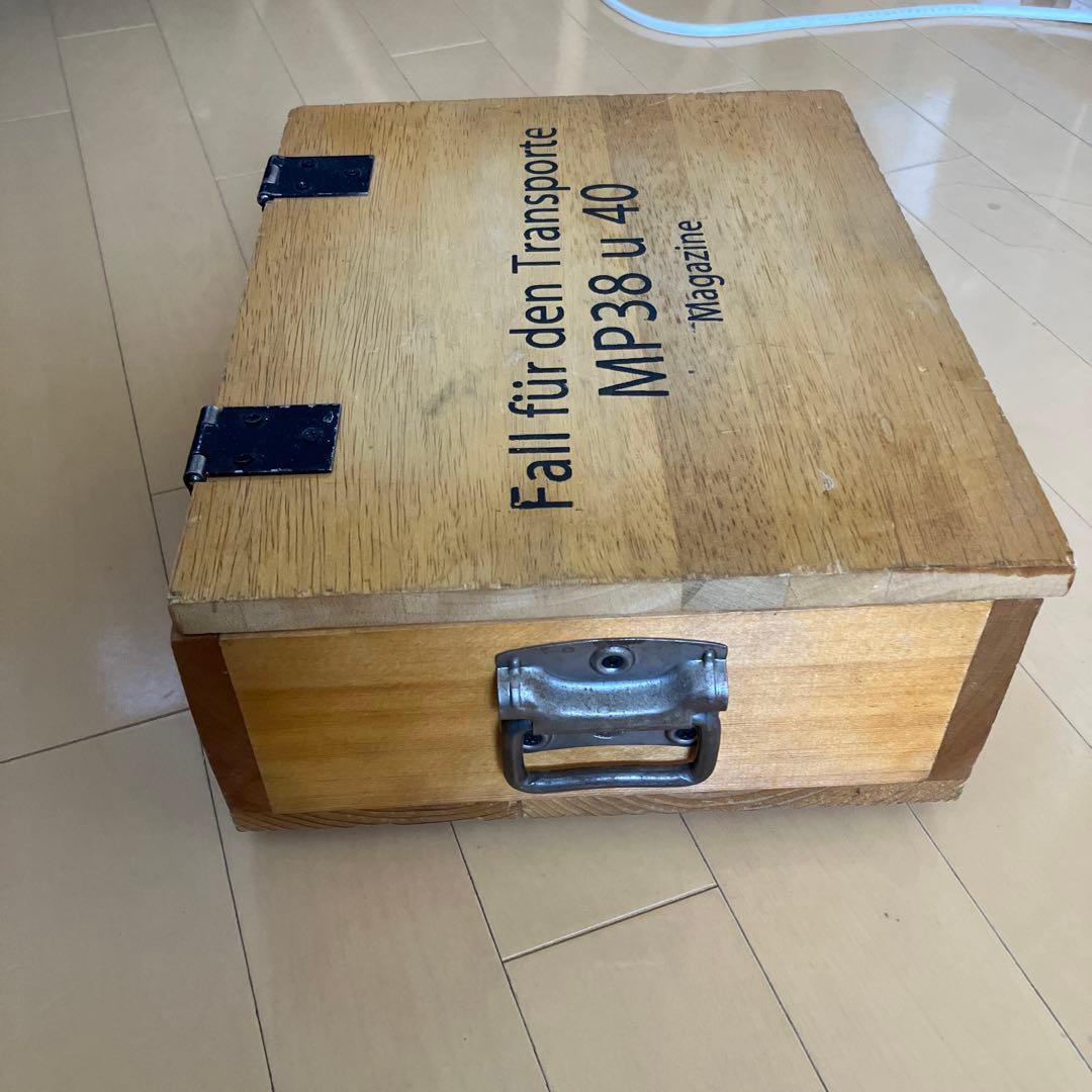 ドイツ軍　MP38 u 40 予備マガジンケース　ダミーマガジン18本入り