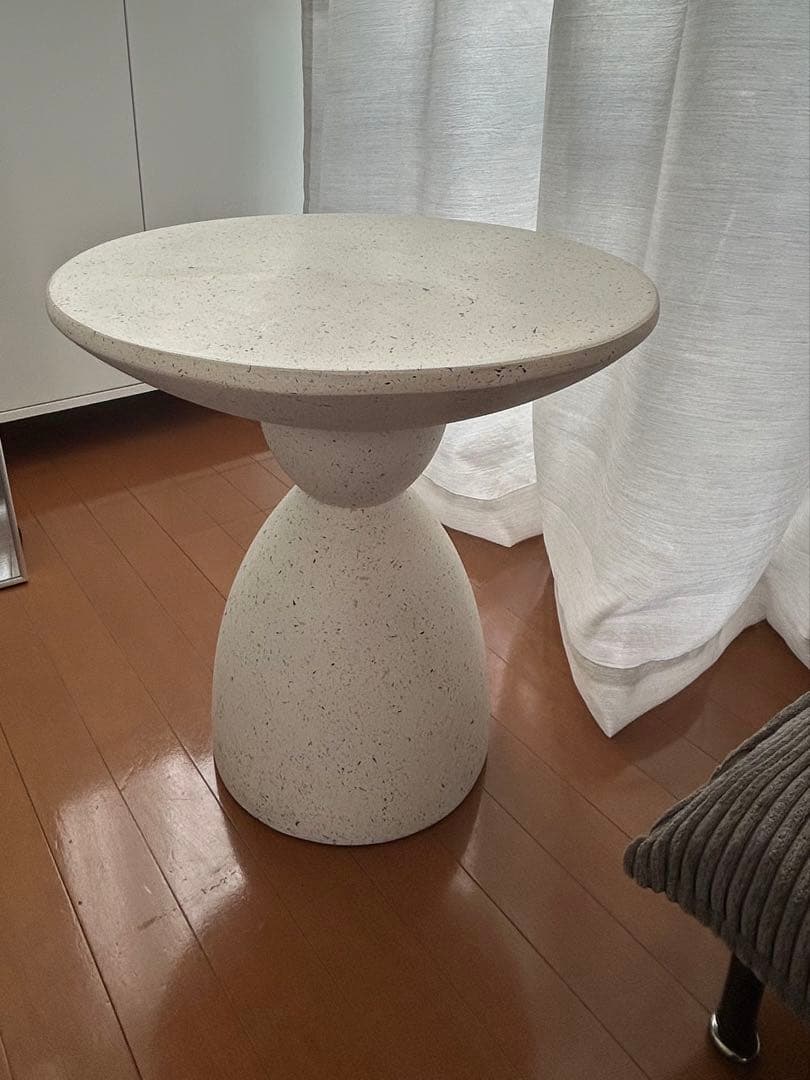 テラゾー柄　ラウンドテーブル/カフェテーブル/ローテーブル