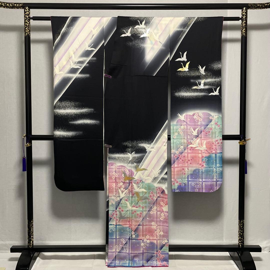 D769 振袖　松本幸四郎　黒地　鶴　桜　正絹　着物　袷　極美品