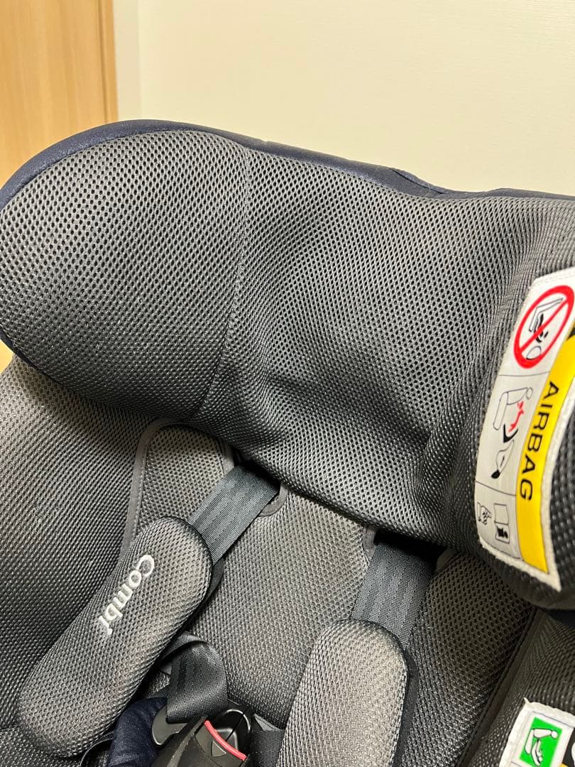 【直接引き取り限定】Combi チャイルドシート グレー×ネイビー　ISOFIX