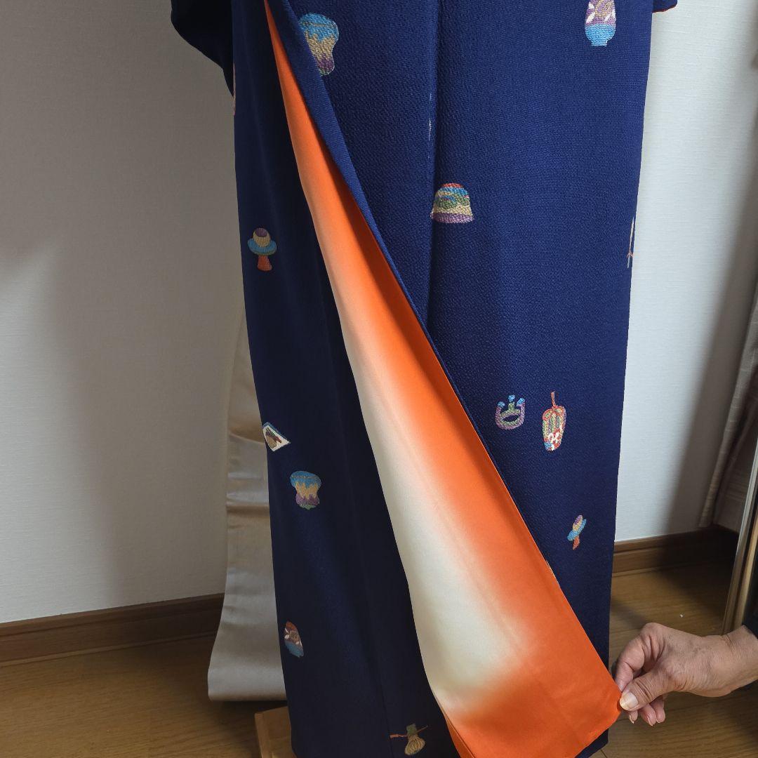 古代ちりめん小紋　紺地　茶道具飛び柄　6611