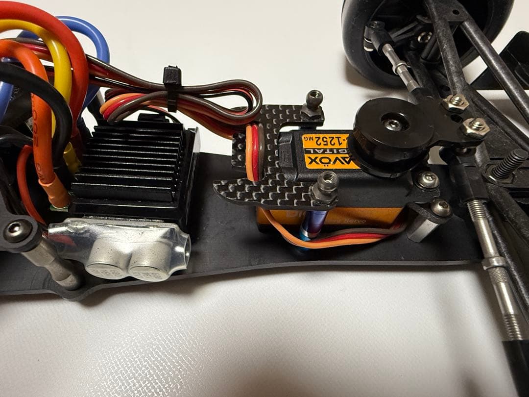 S*O様 Tamiya F2012 F104シャーシ 1/10 RCカー