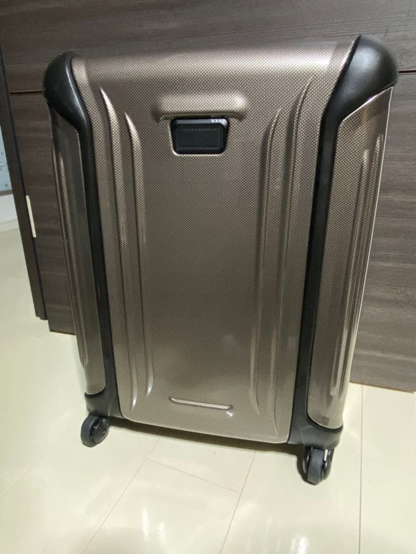 【正規品/新品未使用】TUMIキャリーケース カーボン　ゴールド