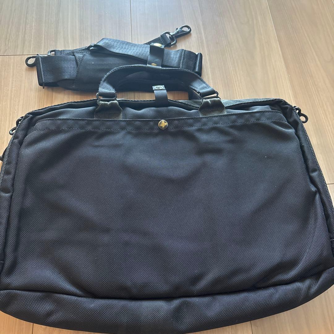 BRIEFING ブリーフィング B4 LINER