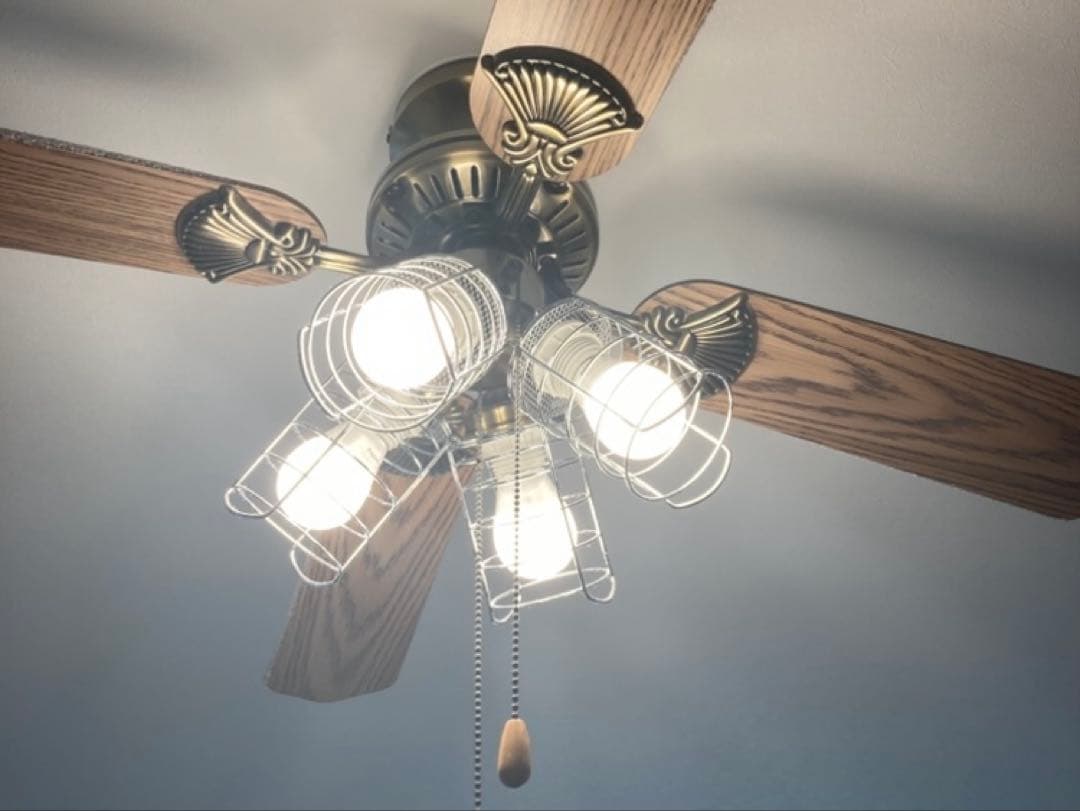 ブロンズ シーリングファンライト 4灯 期間限定出品　部品あり即取り付け可能