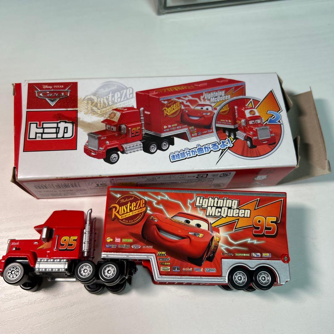 カーズ ミニカー ライトニング・マックィーン 約60台セット￼