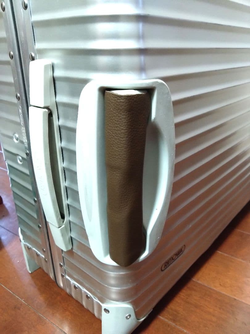 希少【RIMOWA✈️Lufthansa 　　　ダブルネーム】4輪　ケース