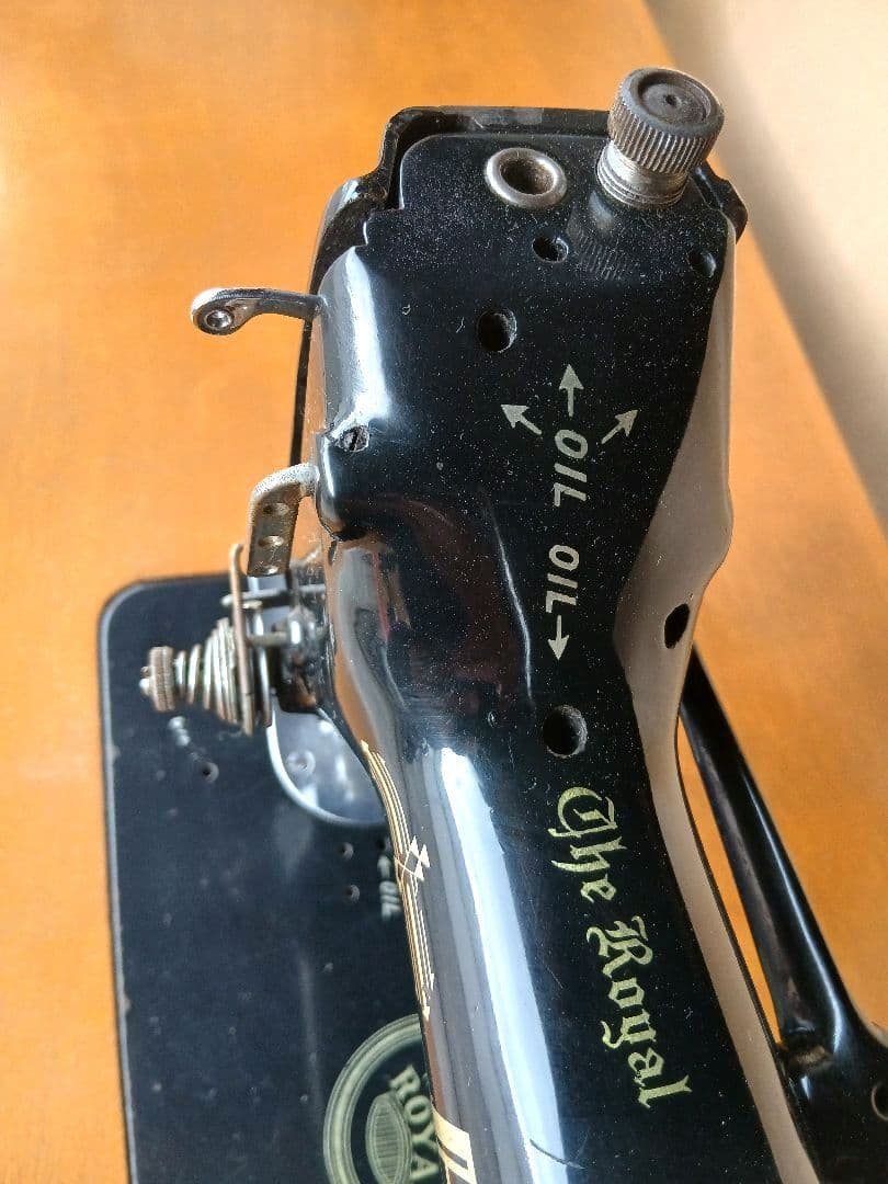 【 】ロイヤル足踏みミシン 　ヴィンテージTA-1