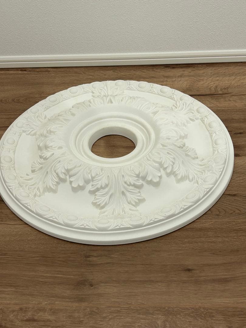 ｉＬｕｍ　イルム シャンデリアとシーリングメダリオン