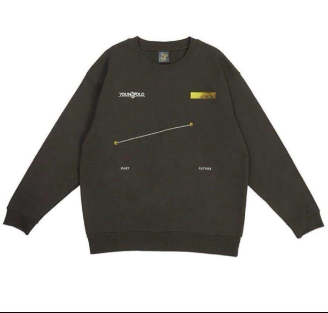 SixTONES YOUNGOLD ツアー ロンＴ　トレーナー