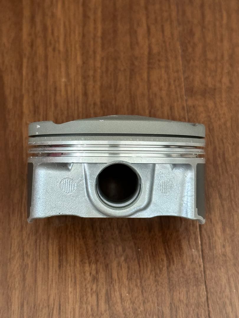 2UR-GSE ピストンLEXUS レクサス RC-F GS-F LC500