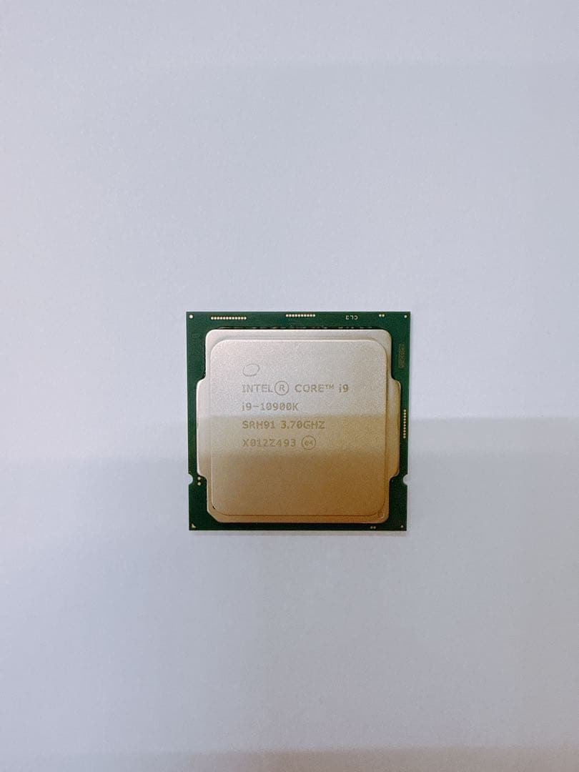 Intel Core i9-10900K CPU 3.7GHz中古品