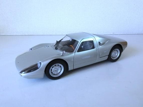 特価 MINICHAMPS 1/18 ポルシェ 904 Carrera GTS