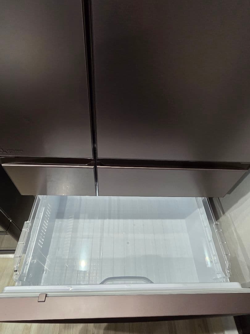 三菱電機　冷蔵庫700l　MR-WXD70G-XT1　2022年製