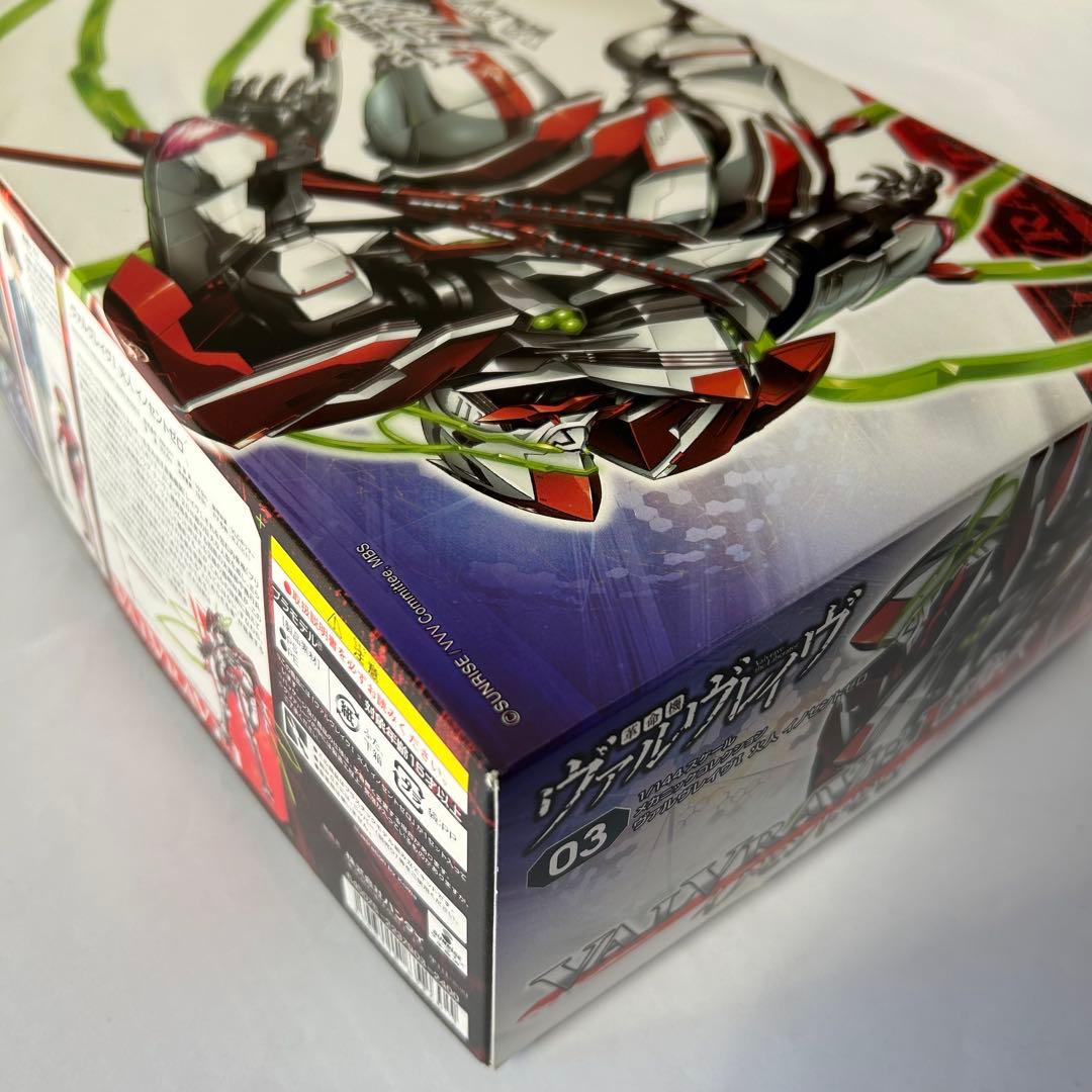 革命機 ヴァルヴレイヴ　1/144　プラモデル　2個セット