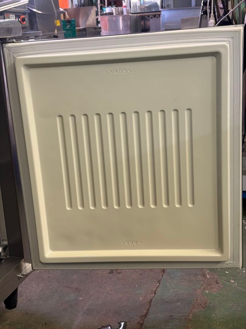 2019年 フクシマサンドイッチテーブル形冷蔵庫 1500x600x800