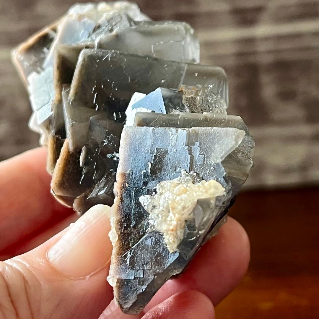 ゾーニング フローライト グレー 561.25ct 一点物 蛍石 原石 鑑賞石