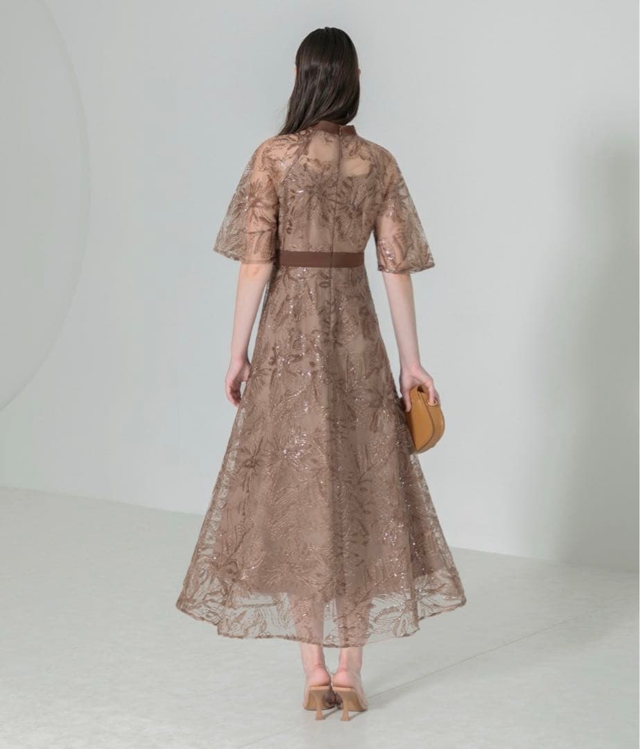 LEJA スパンコール花柄刺繍プチハイネックウエストマークAライン ドレス