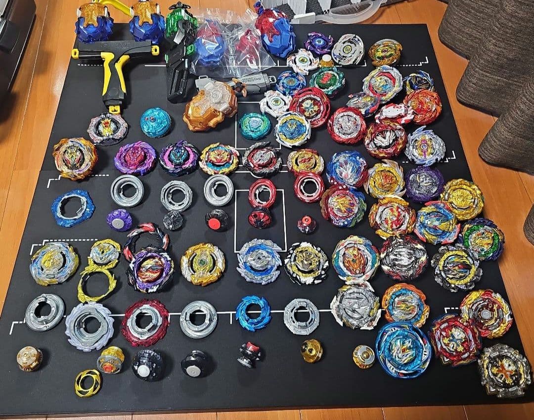 【引退品】ベイブレードバースト ロアバハムート/ダイナマイトベリアル聖王ver等