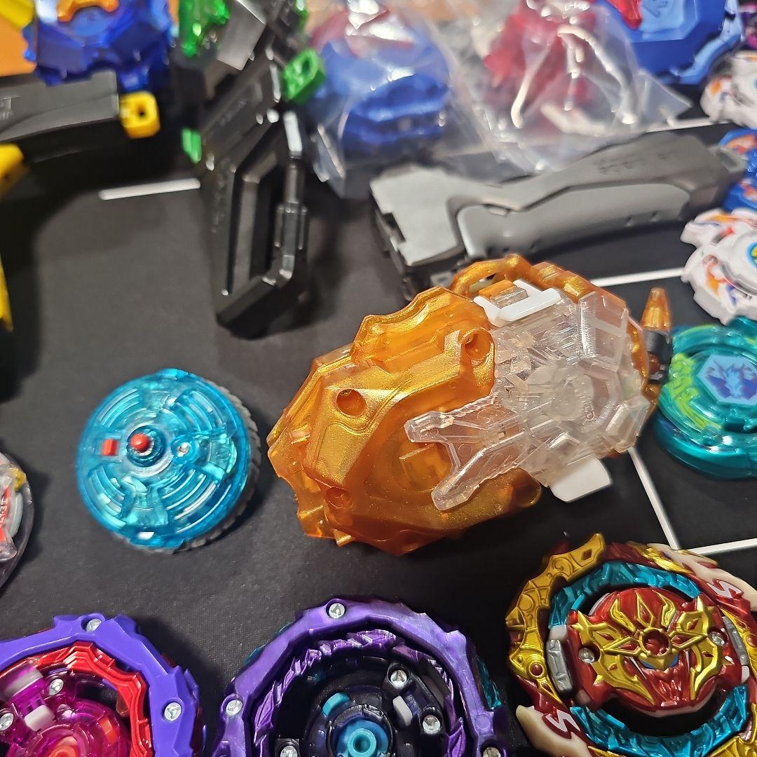 【引退品】ベイブレードバースト ロアバハムート/ダイナマイトベリアル聖王ver等