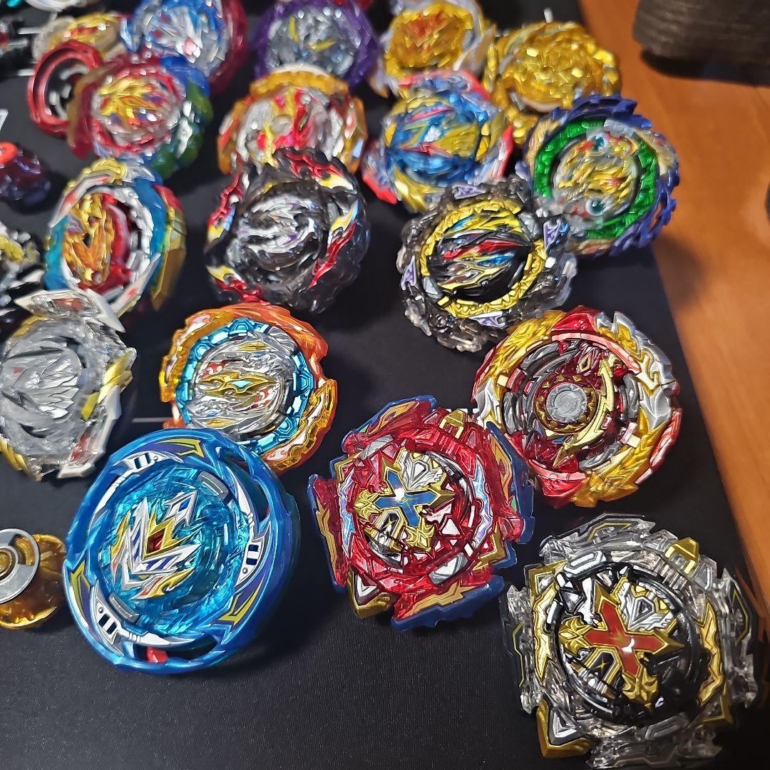 【引退品】ベイブレードバースト ロアバハムート/ダイナマイトベリアル聖王ver等