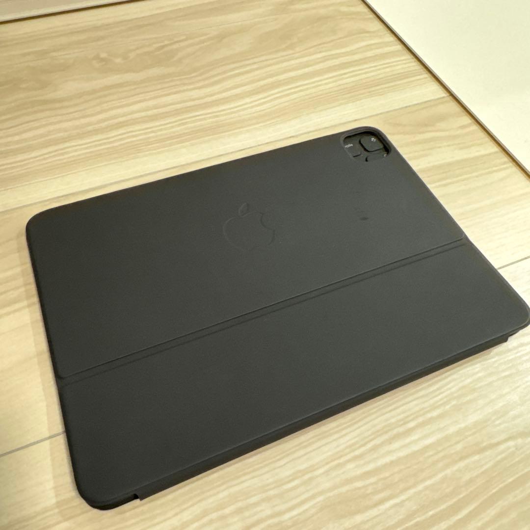 iPad スマートキーボードFolio 11インチ