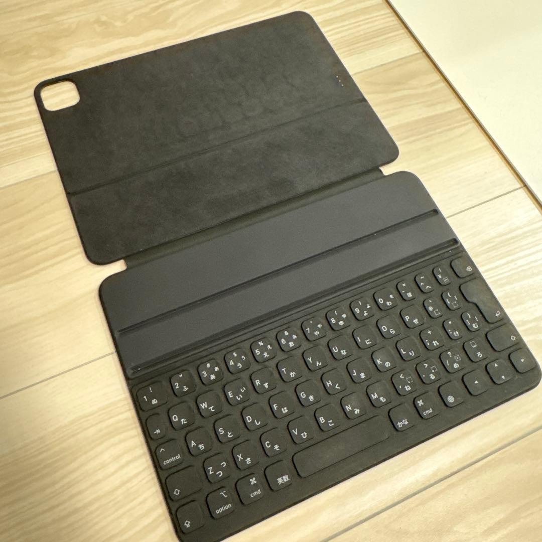 iPad スマートキーボードFolio 11インチ