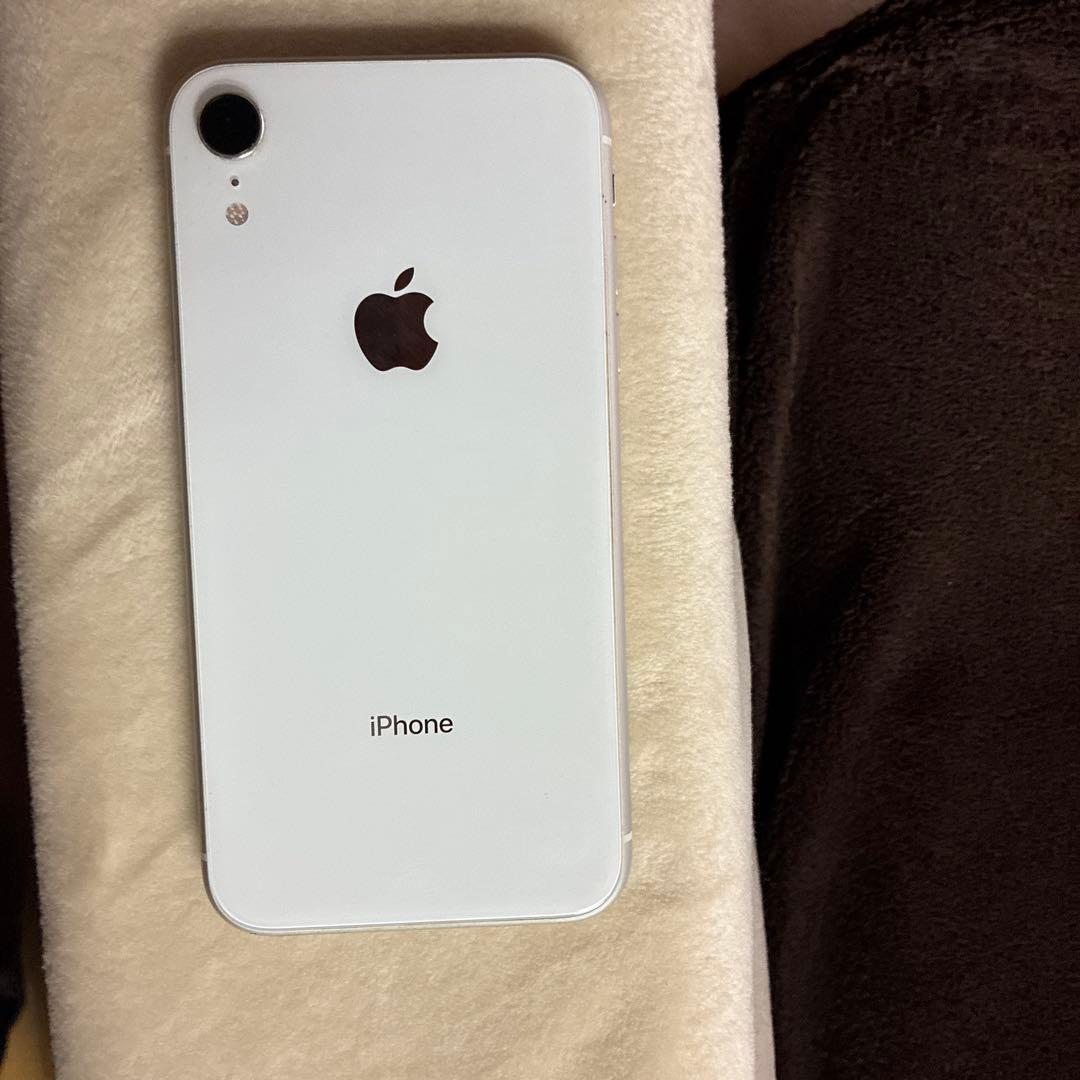 iPhone XR 128GB ホワイト