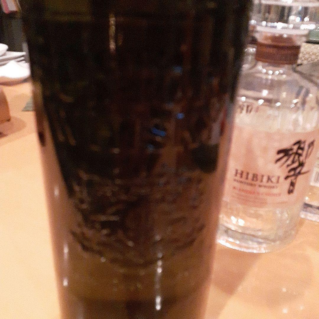 手にはいらないレア　サントリーウイスキーホワイト1440ml