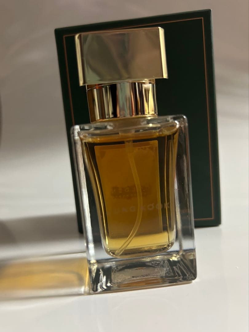 ジョングク　golden香水　韓国　展示会　exhibition 未使用　限定