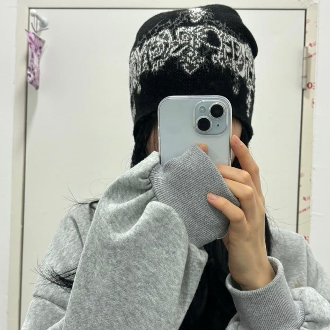 帽子 Supreme wombat beanie