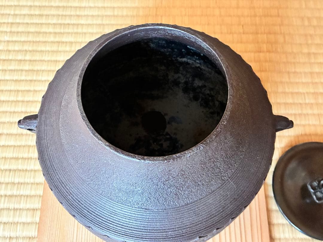 茶道具　『亀甲鶴紋 独楽釜』鉄製茶釜 人間国宝 高橋敬典造