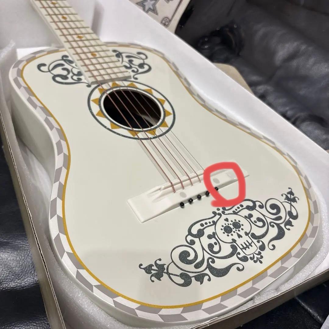 ディズニー リメンバーミー ミゲル アコースティックギター