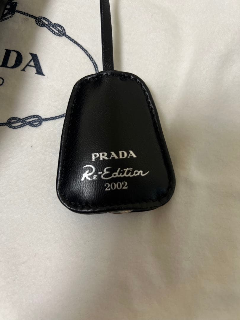 【未使用美品】PRADA ムーン パデッドナッパレザー ショルダーバッグ