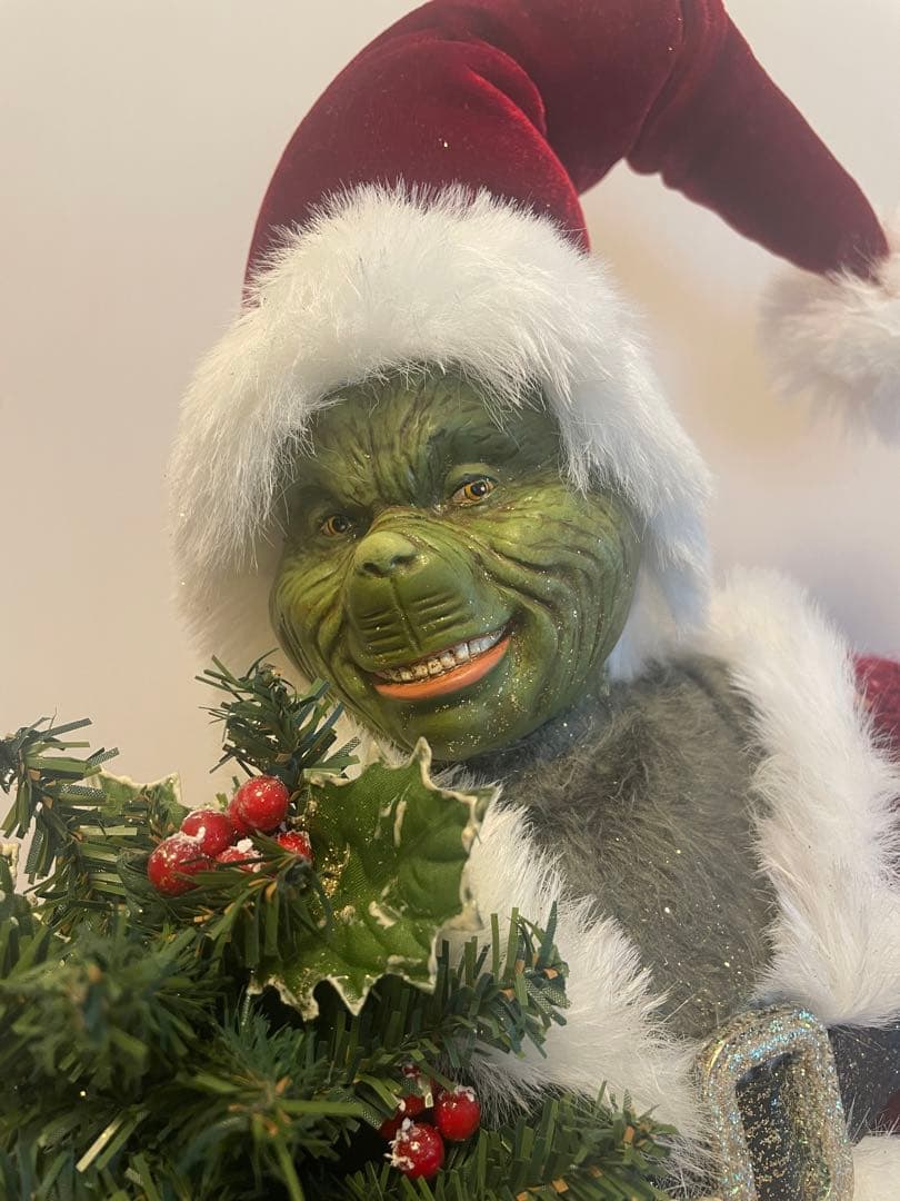 映画グリンチのフィギュア