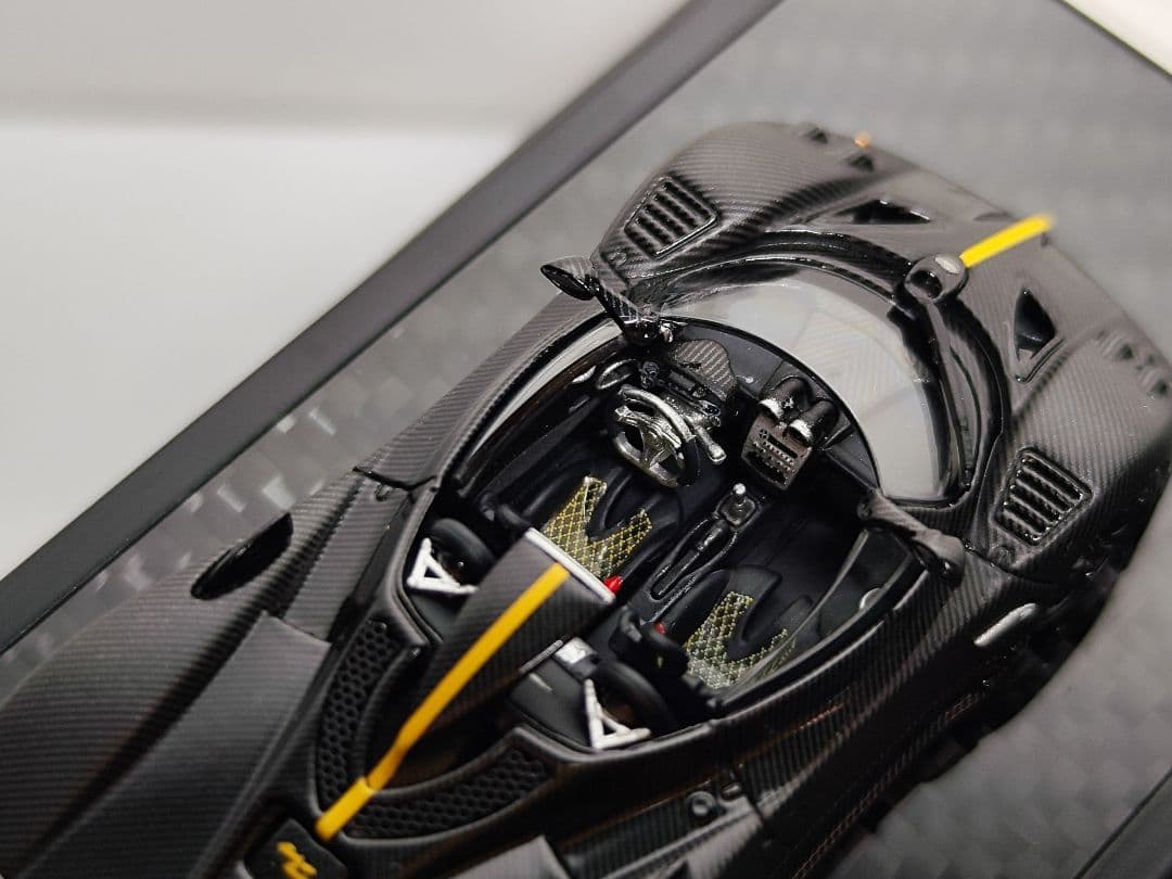 LCDモデル 1/64 PAGANI ZONDA ゾンダ HP バルケッタ