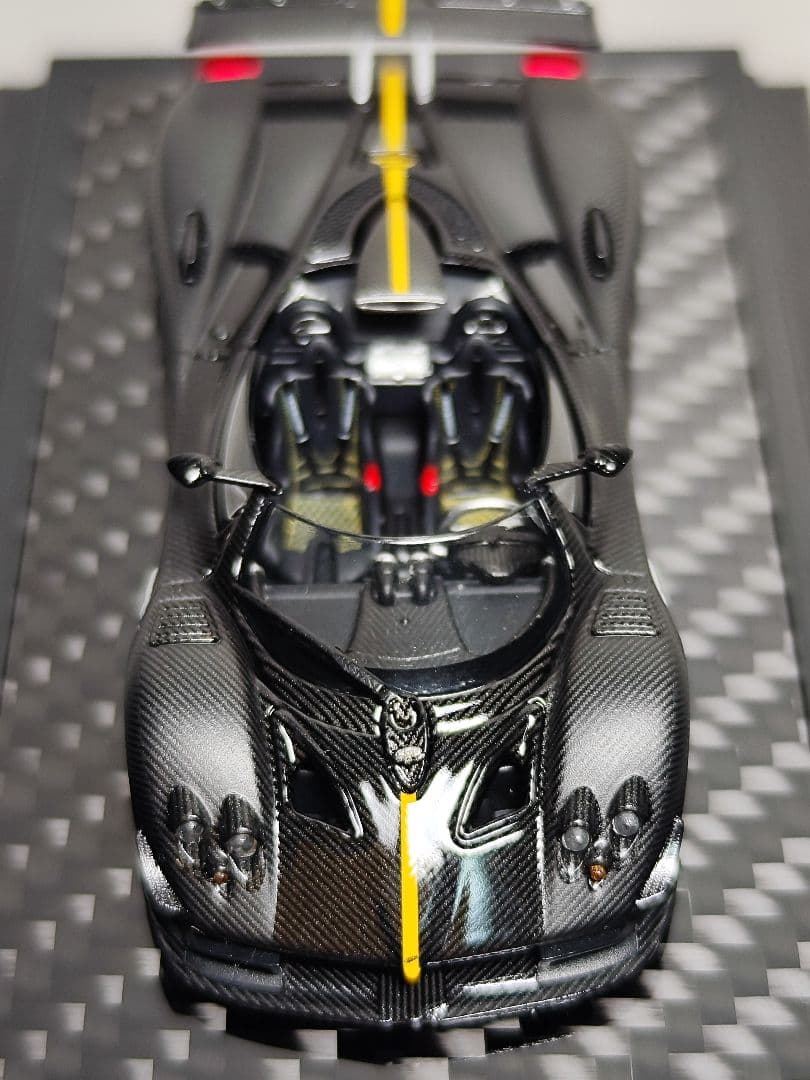 LCDモデル 1/64 PAGANI ZONDA ゾンダ HP バルケッタ